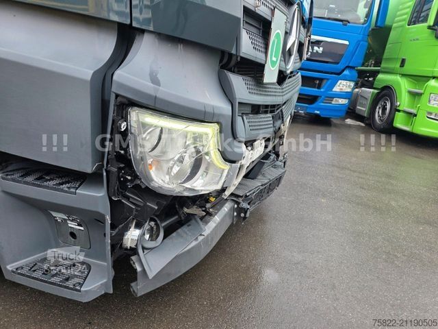 Objemový tahač MERCEDES-BENZ Actros 1842 / Volumen / Unfall / NUR 72000 km