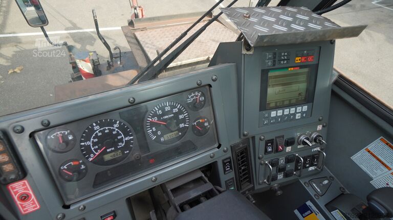 Автокран TADANO-FAUN GR-300EX WITH JIB 4X4X4 ROUGH TERRAIN CRANE