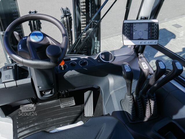 Carrello elevatore elettrico Still RX 60-50