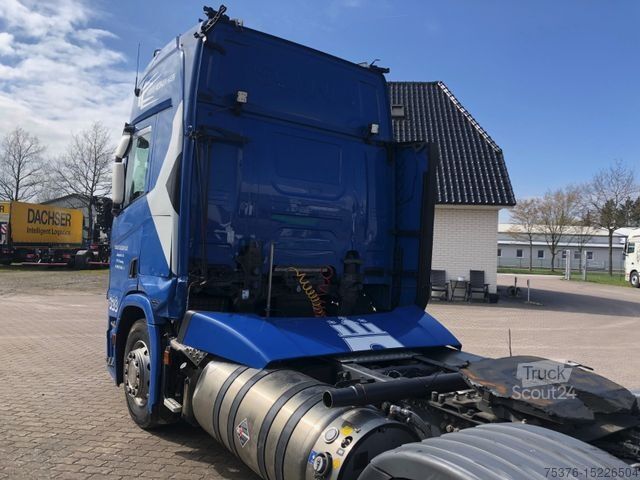 Стандартный седельный тягач SCANIA R410 N323 LNG Retarder  beschädigt