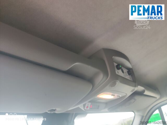 Personalisierter Lieferwagen RENAULT MASTER 2.3 DCI CESTA ELEVADORA