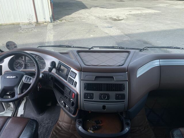 Standart çekici ünitesi DAF XF 530 FT  E6 Full opt. con Roll Bar