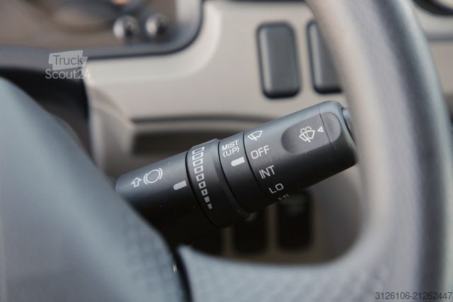 Savitarnos furgonas FUSO CANTER 3C15 SCATTOLINI 3-Seitenkipper KAMERA AHK