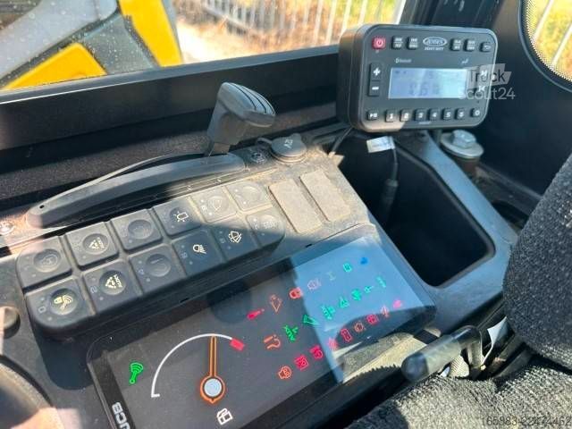 Minigraver JCB 19 C-1 Minibagger neuwertig netto 23.500 EUR