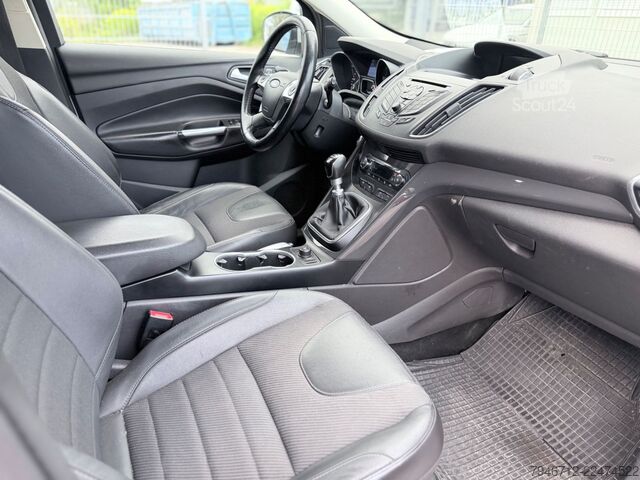 Пікап FORD Kuga Titanium  2,0 Ltr. - 120 kW TDCi 4x4 Allrad