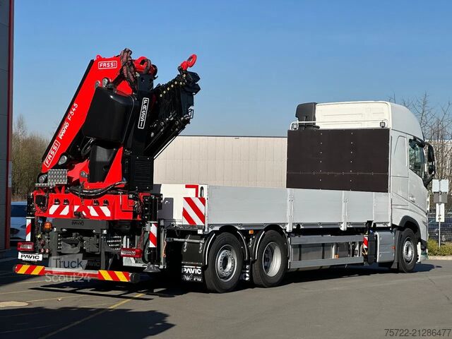 Containertransport Volvo FH 500 6x2 Containerpritsche mit FASSI 545RA.2.28