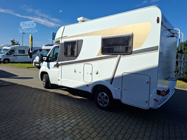 Camper semintegrato CARADO T135 Solar, SAT-Anlage
