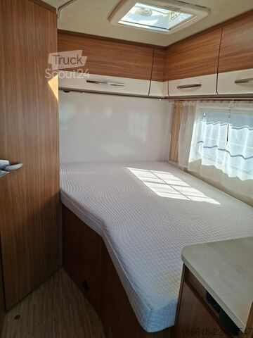 Camper semintegrato CARADO T135 Solar, SAT-Anlage