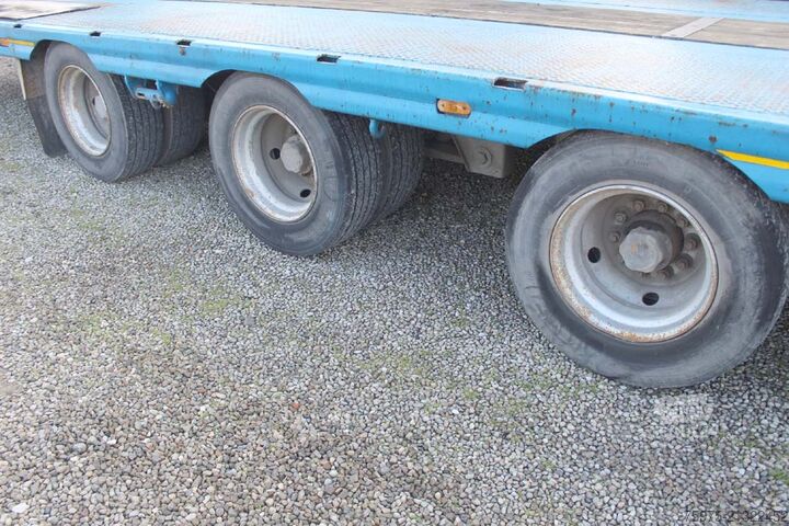 Tieflader-Auflieger für Baumaschinen de angelis pianale carrellone rampe 3 assi usato