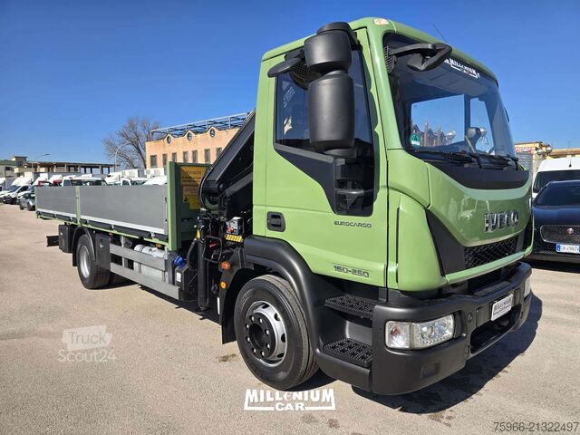 Camion caisson Iveco EUROCARGO 160E25 GRU E CASSONE 2016 EURO