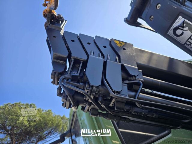 Camion caisson Iveco EUROCARGO 160E25 GRU E CASSONE 2016 EURO