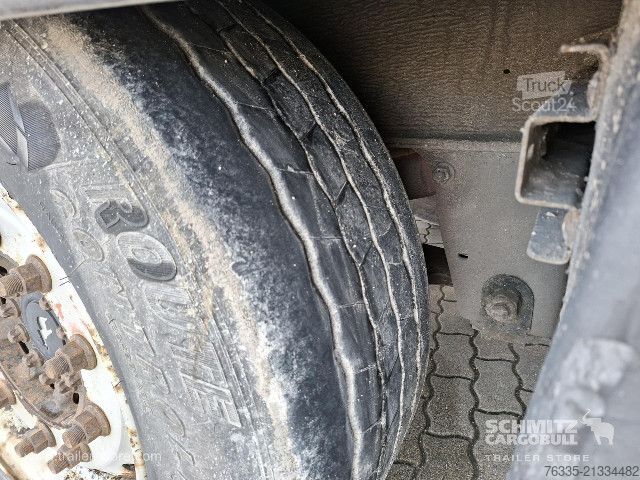 Odprta polprikolica s ponjavo Schmitz Cargobull Curtainsider Mega