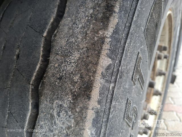 Odprta polprikolica s ponjavo Schmitz Cargobull Curtainsider Mega