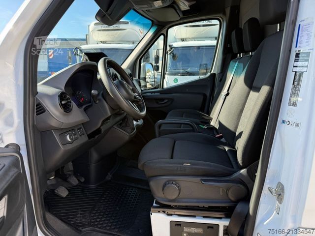 Fourgon isotherme frigorifique MERCEDES-BENZ SPRINTER 516 CDI Kühlkoffer LBW 0,75 T*MOTOR NEU