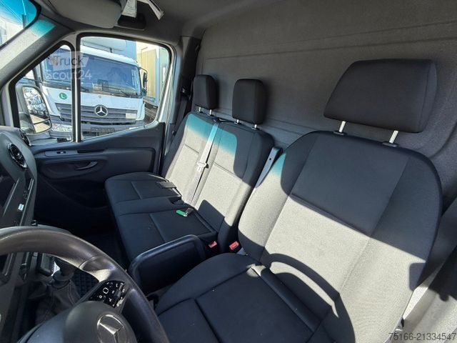 Fourgon isotherme frigorifique MERCEDES-BENZ SPRINTER 516 CDI Kühlkoffer LBW 0,75 T*MOTOR NEU