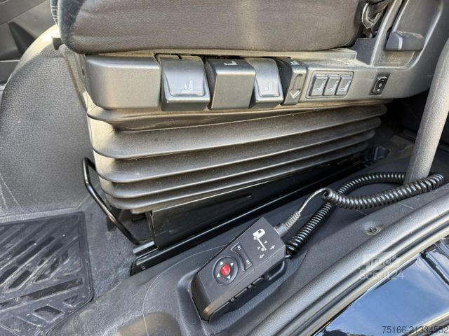 Skriňové nákladné vozidlo MERCEDES-BENZ ATEGO 1524 L Koffer 7,30 m LBW 1,5 T*EURO 6 D