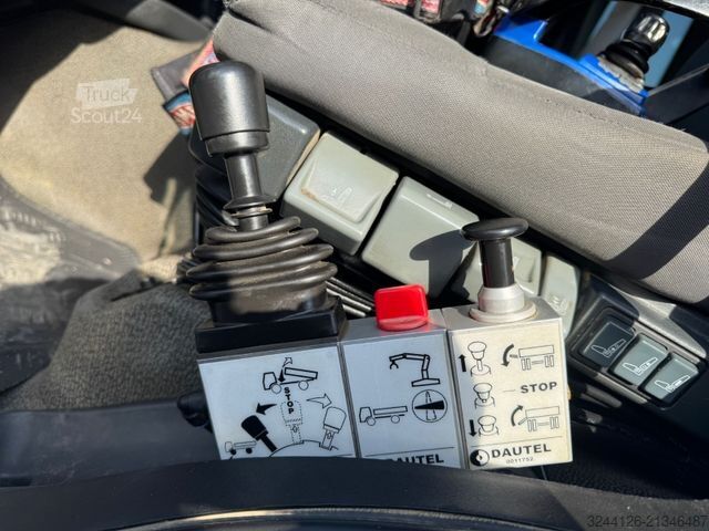 Pašizgāzējs kravas automašīna RENAULT Premium/340DXI/2-Seitenkipper+KRAN+Greifer+Funk/