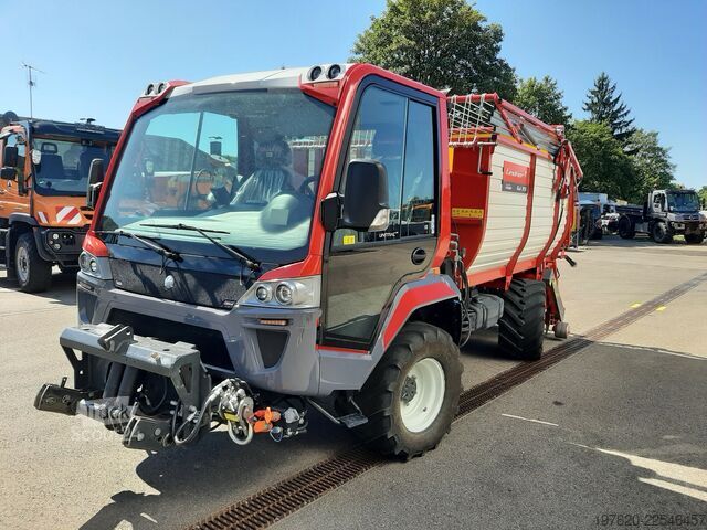 Nosilec naprav s nakladalnim vozom LINDNER Unitrac 122 LDrive Ladewagen