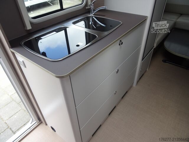 Tur karavanı Burstner Premio Plus 440 TK