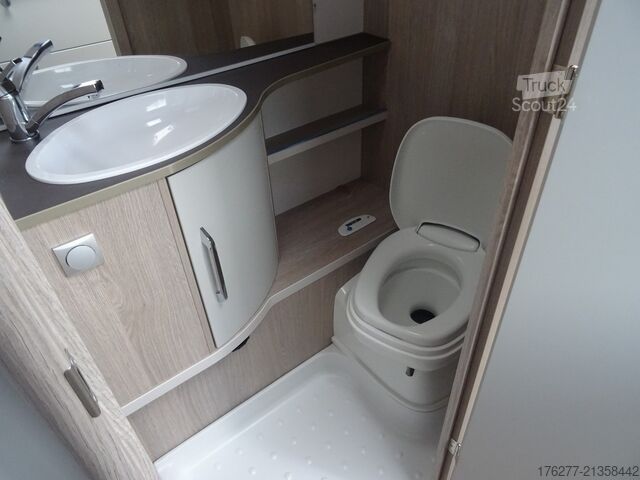 Tur karavanı Burstner Premio Plus 440 TK