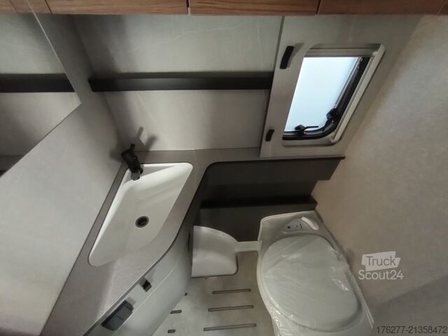 Potovalna prikolica Eriba Feeling 442