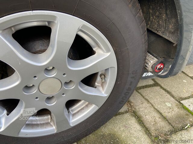 Przyczepa turystyczna Weinsberg CaraTwo 390 QD Blauw