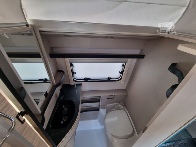 Путешествующий автоприцеп (туристический караван) Eriba Touring 542 Harbour Blue