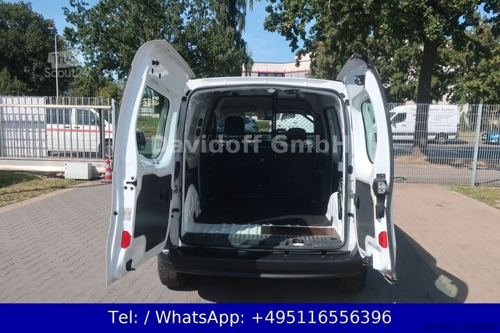 Κλειστό βαν RENAULT Kangoo Rapid Basis / Nr. B38