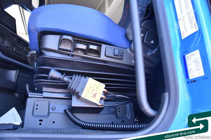 Standard dragbil VOLVO FH 460 LED Standklima Hydraulik Safetypaket ACC
