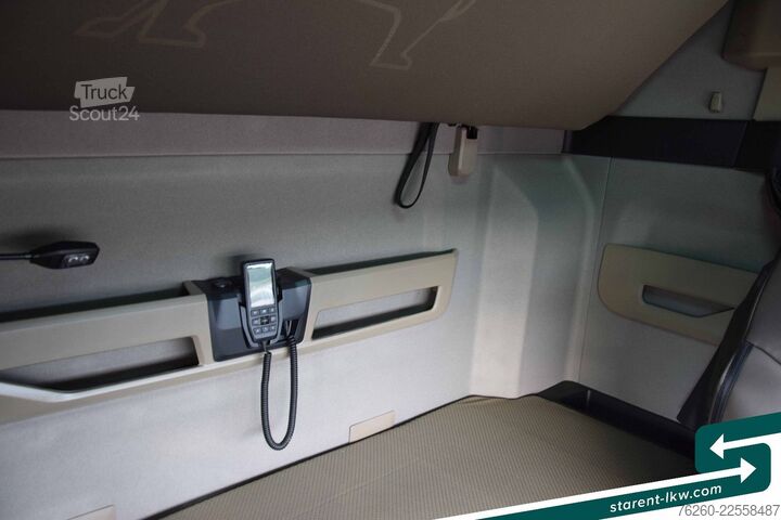 Volumen SZM MAN TGX 18.520 Low Deck D30 Retarder Standkl.  MIETE