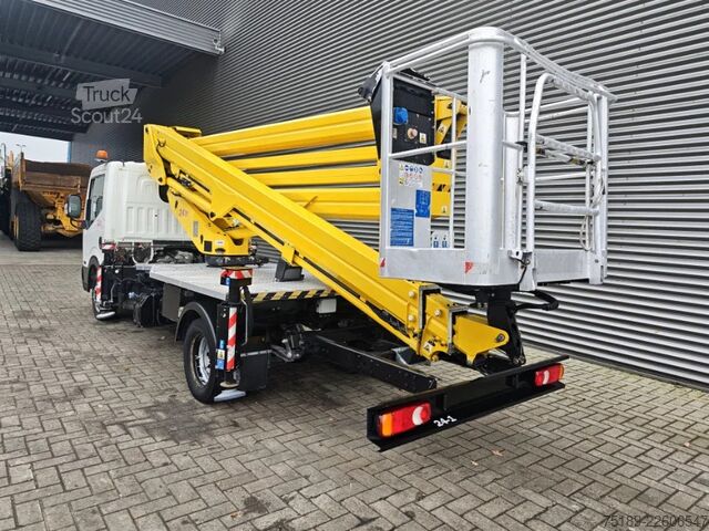 Підйомна платформа Nissan Cabstar 35.13 NT400 Ruthmann Ecoline RS 240