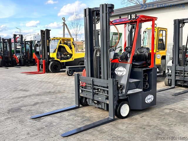 Chariot élévateur à 4 voies Combilift C3000CB / LPG / TRIPLEX MAST / 5500MM