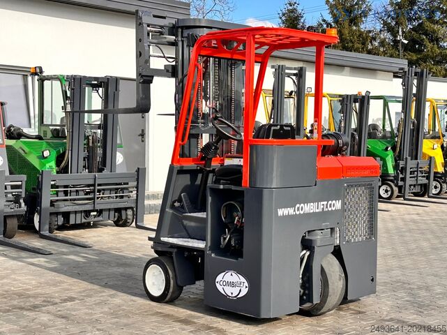 4-Wege-Gabelstapler Combilift C3000CB / LPG / TRIPLEX MAST / 5500MM
