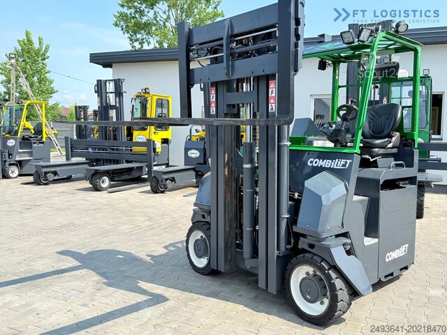 Chariot élévateur à 4 voies Combilift CBE4000 / TRIPLEX 5200MM / FREE-LIFT