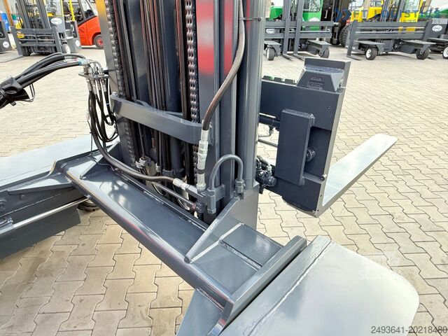 Chariot élévateur à 4 voies Combilift C4000 / TRIPLEX / 9300MM / GAS / TOP1