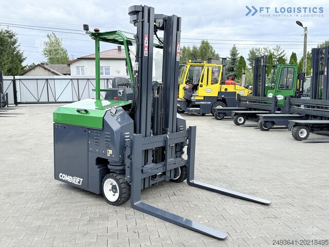 Vierwege-Gabelstapler COMBILIFT CBE2500 TRIPLEX 5500 FORK POSITIONER