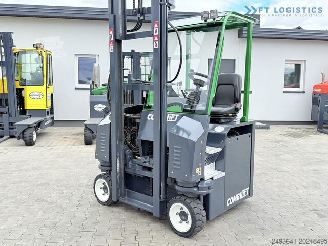 Vierwege-Gabelstapler COMBILIFT CBE2500 TRIPLEX 5500 FORK POSITIONER