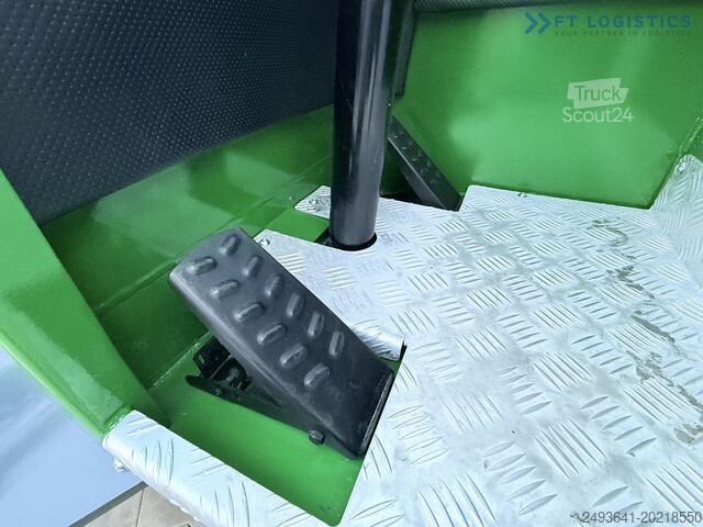 Četru virzienu iekrāvējs Combilift C4500 DIESEL DUPLEX WIDE FORK POSITIONER