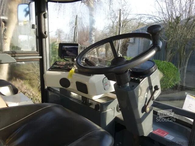 Ielu tīrīšanas mašīna Ravo 540 EURO5