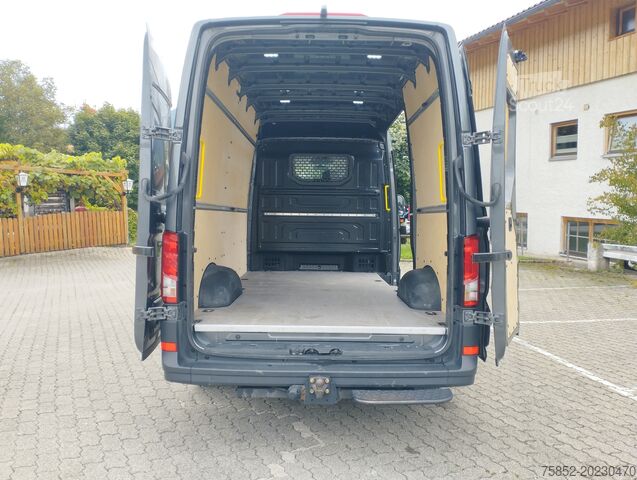 Kravas furgons ar augstu + garu MAN TGE 3.180 2,0 TDI 4x4 Allrad Automatik S