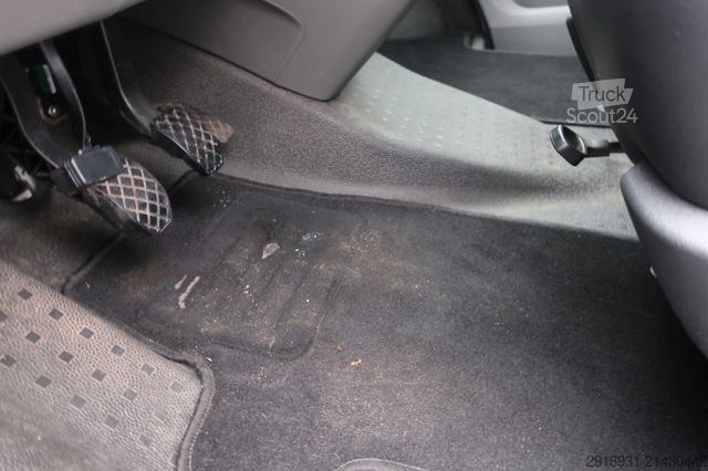 Minibús VOLKSWAGEN T6.1 9 Sitzer 1. Hand / Klima / FN:236