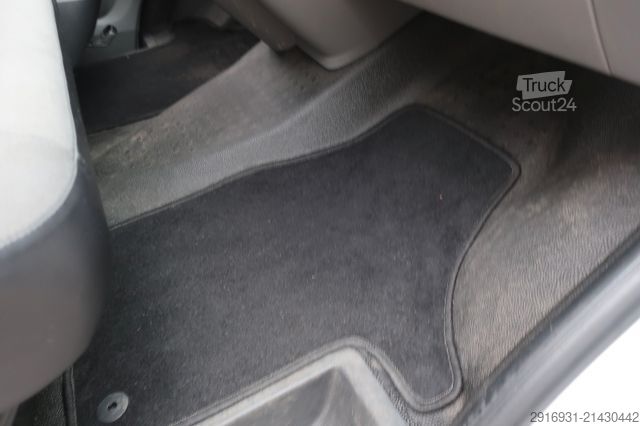 Minibús VOLKSWAGEN T6.1 9 Sitzer 1. Hand / Klima / FN:236