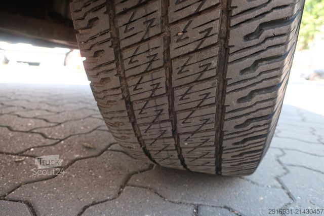 Furgone VOLKSWAGEN T6.1 Transporter Kasten lang FWD / Klima / PDC