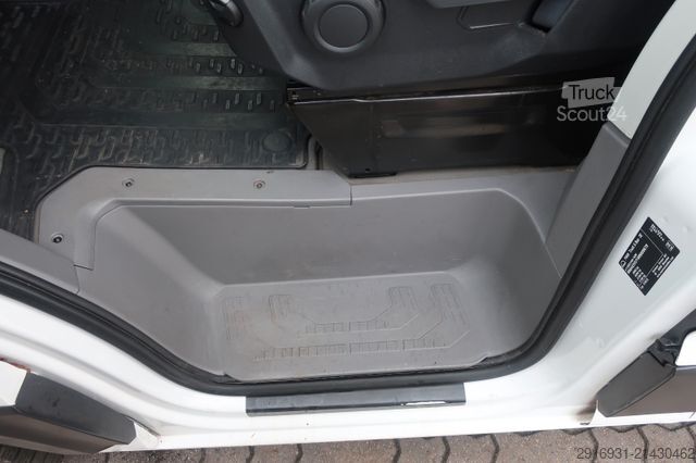 Dubă cu acoperiș înalt MAN TGE 3.180 1.Hand / Kühlkastenwagen Maxi / FN:166