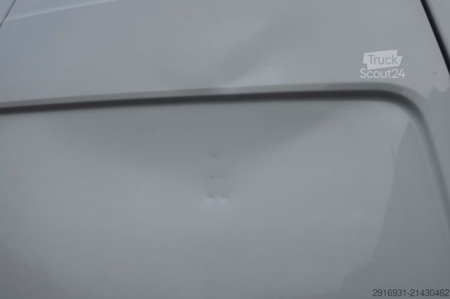 Dubă cu acoperiș înalt MAN TGE 3.180 1.Hand / Kühlkastenwagen Maxi / FN:166