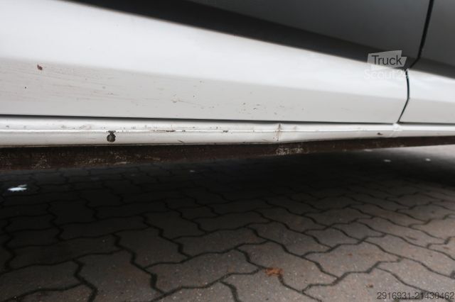 Dubă cu acoperiș înalt MAN TGE 3.180 1.Hand / Kühlkastenwagen Maxi / FN:166