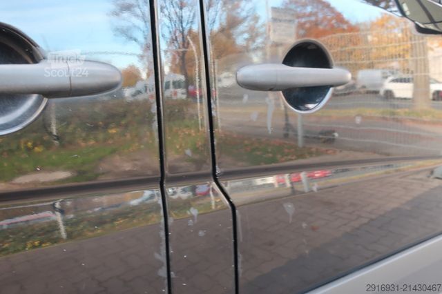 Minibús VOLKSWAGEN Crafter 35 mittel L2H1/Klima/6 Sitze/FN:128