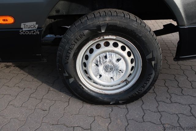 Minibús VOLKSWAGEN Crafter 35 mittel L2H1/Klima/6 Sitze/FN:128