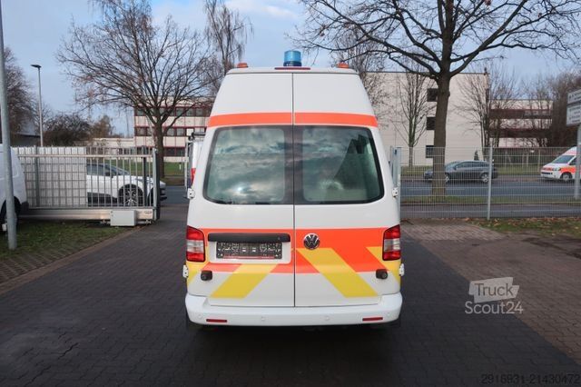 Brandbil VOLKSWAGEN T5 Transporter Hochdach lang/KTW/Klima/FN: A76
