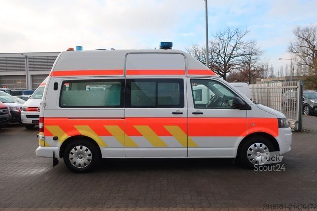Brandbil VOLKSWAGEN T5 Transporter Hochdach lang/KTW/Klima/FN: A76